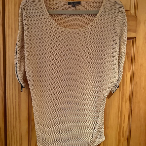 Gracia zip sleeve net blouse size L - Picture 5 of 6